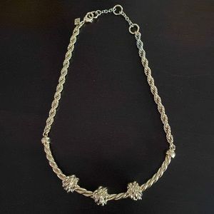 Like new Banana Republic gold necklace